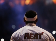 开云下载-从绿茵场到F1赛道，哥斯达黎加逆转之夜与阿什拉夫的冠军接管启示