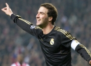 开云平台-年度焦点之战，冰岛鏖战勒沃库森—极寒意志与钢铁洪流的史诗对决