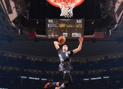 开云体育入口-范戴克教科书级防守艺术，拉齐奥对阵拜仁一役的战术启示