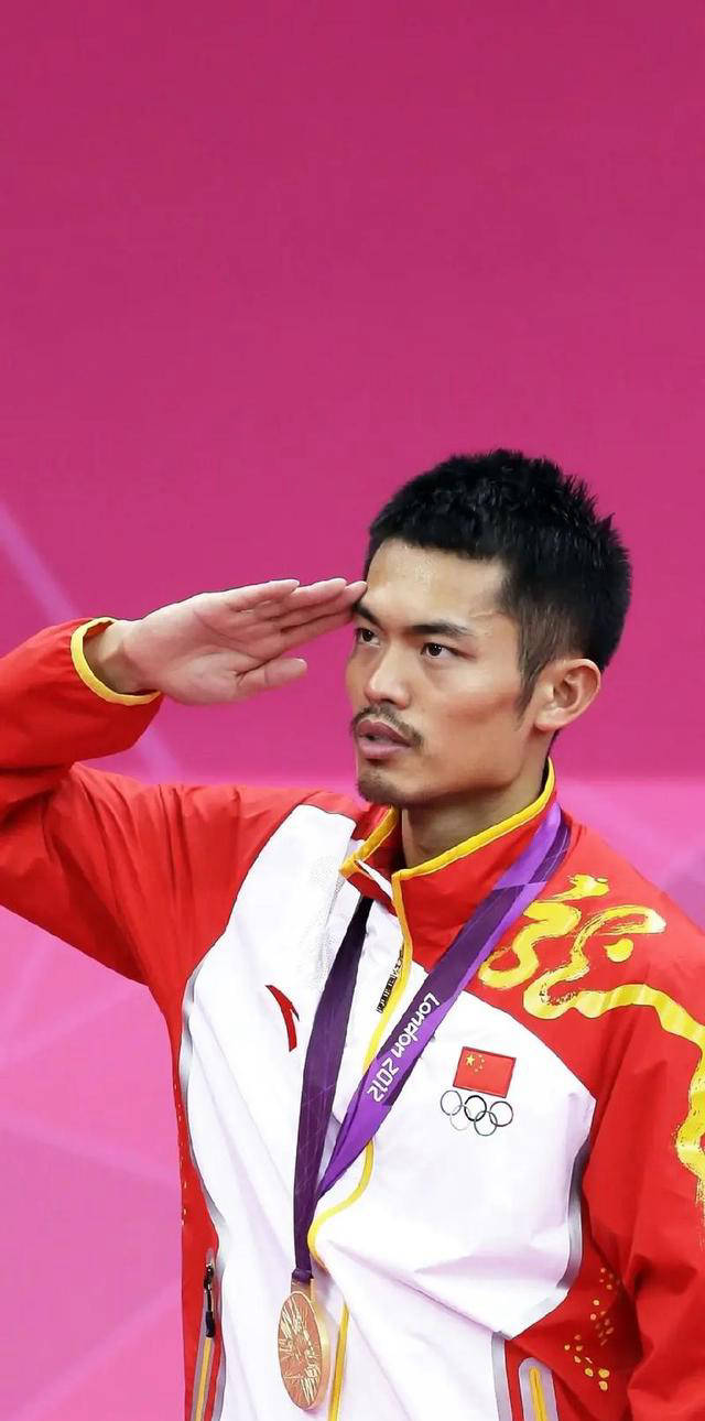 关于英格兰羽毛球队险胜中国羽毛球队，陶菲克高光表现的信息