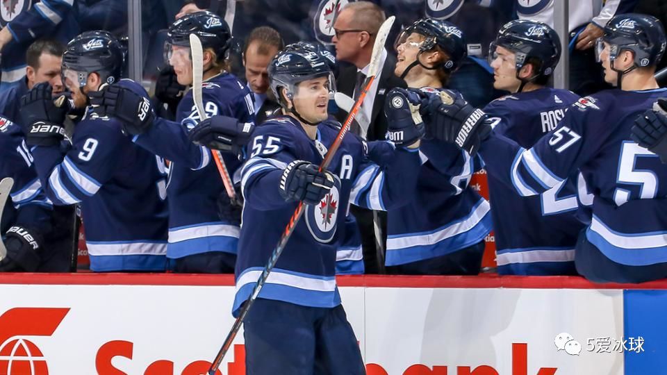 关于南安普顿主场取分，成功稳住局面的信息