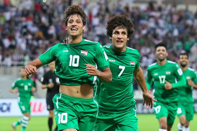 包含击败都灵，洛雷扎诺破门助球队拿下胜利的词条