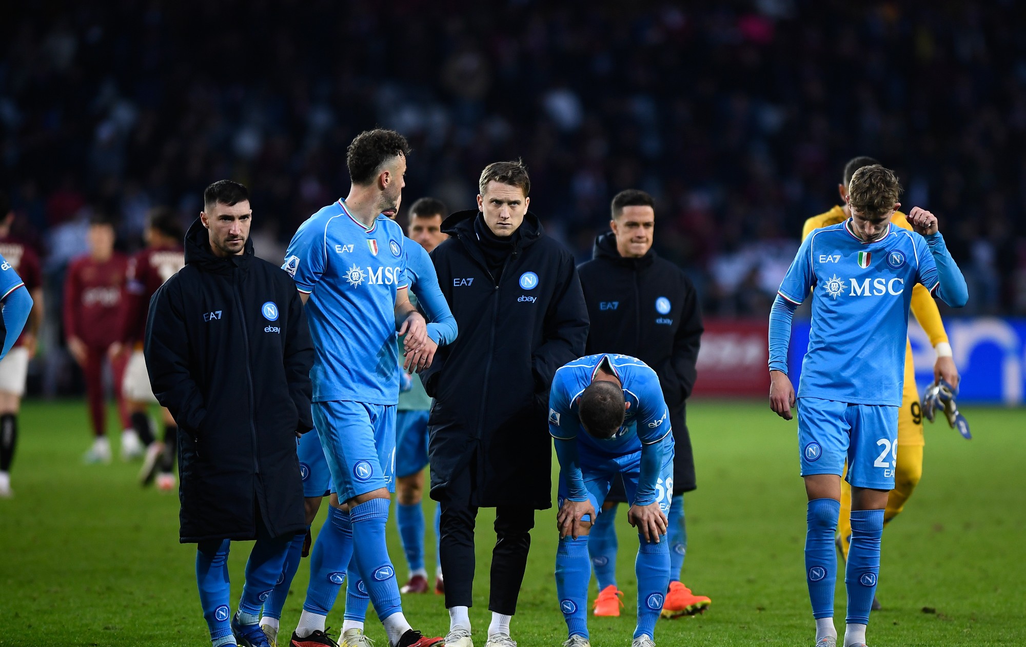 那不勒斯击败对手，实力雄厚