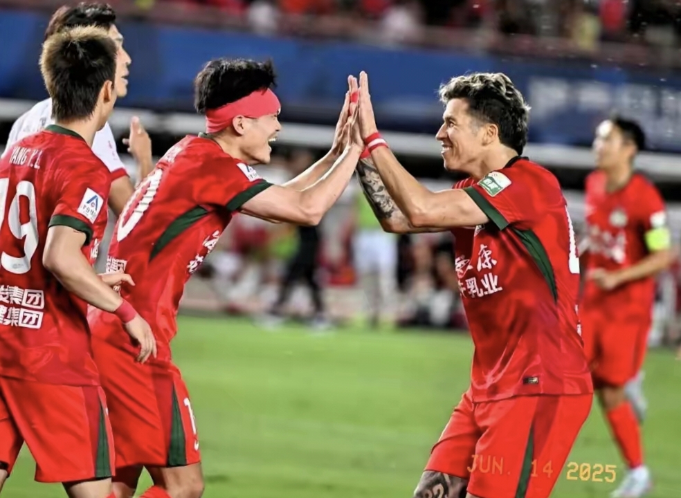 关于中超球队全力以赴，突破重困迎来胜利的信息