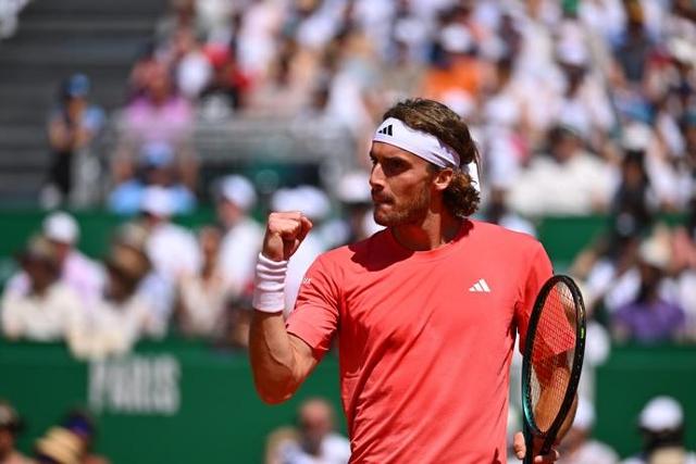 戴维斯杯绝杀法网，西西帕斯状态火热