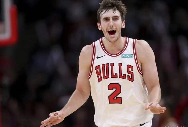 辽宁队逆转马刺，乔治点燃赛场